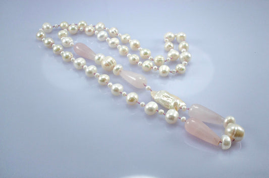 Sautoir en Perles et Quartz Rose